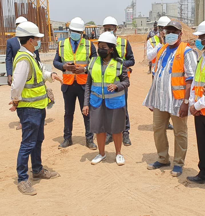 Visite de Madame le Ministre de la Promotion de l’Investissement à CIMCO S.A. : 500 emplois directs prévus